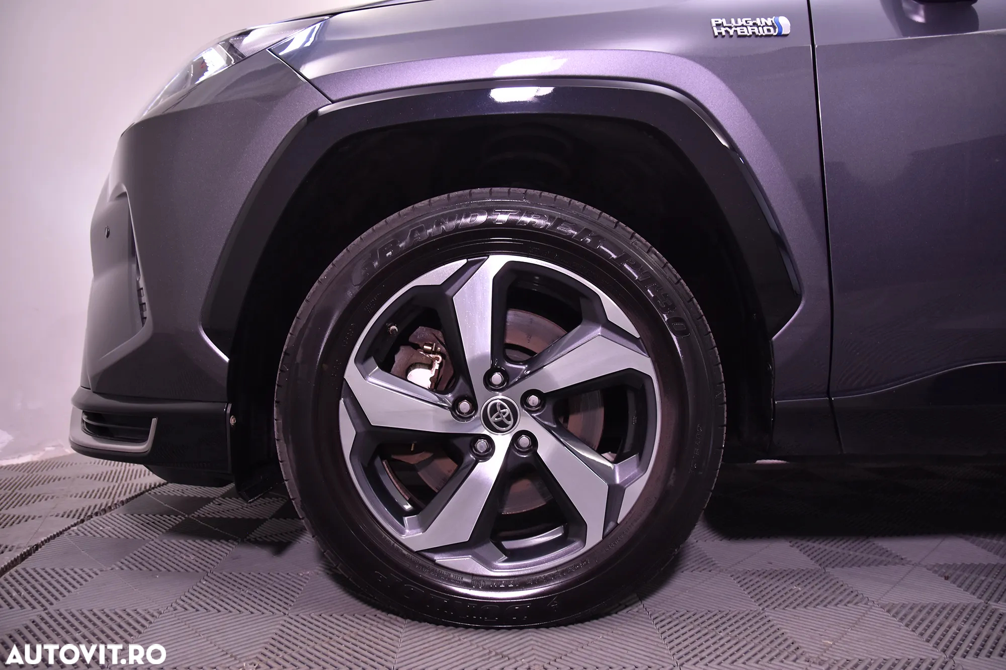 Toyota RAV4 - 12