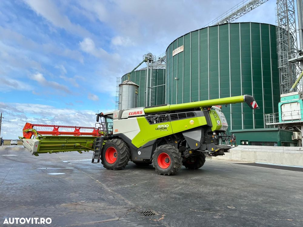 Claas Lexion 8700 Combina Agricola - 30