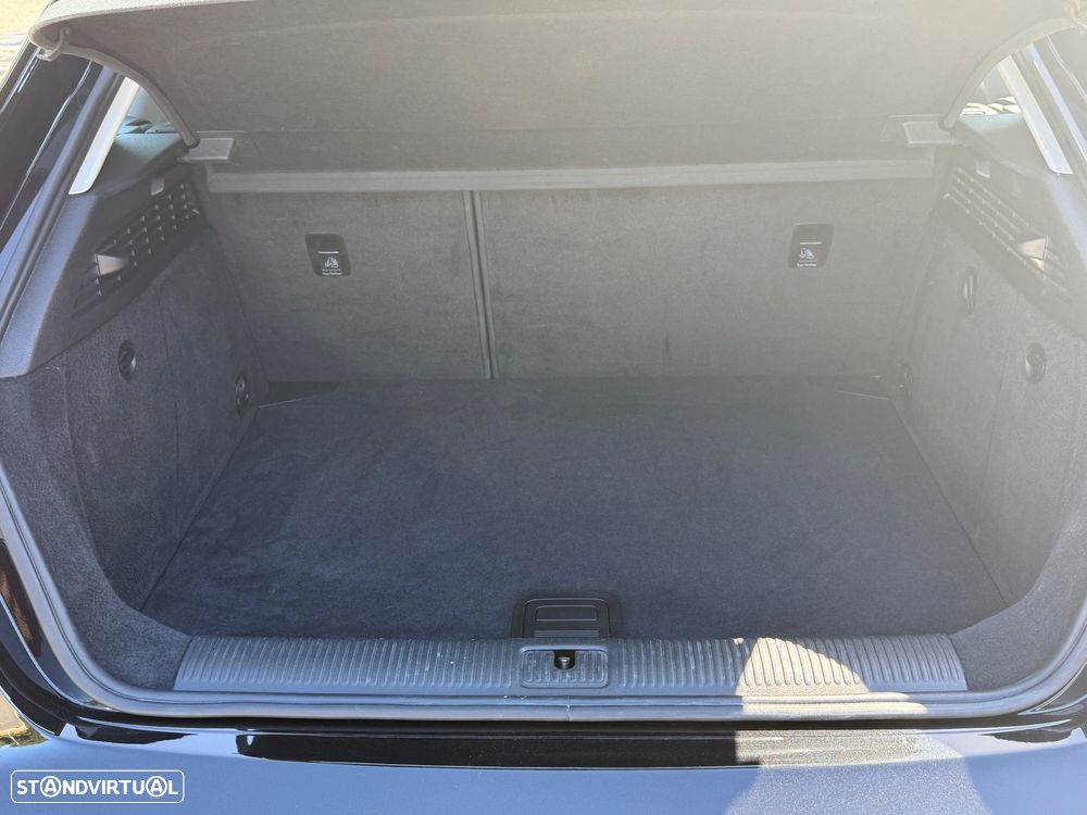 Audi A3 Sportback 1.6 TDI Attraction Ultra - 6