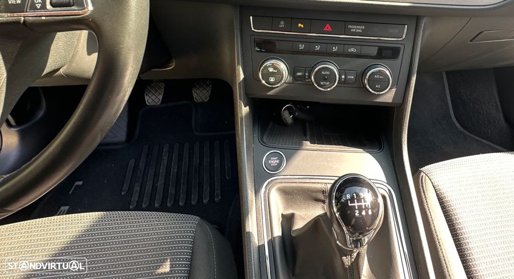 SEAT Leon 1.0 EcoTSI Style S/S — fotografia 28