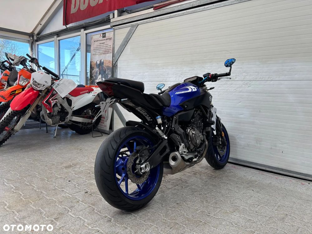 Yamaha MT - 8