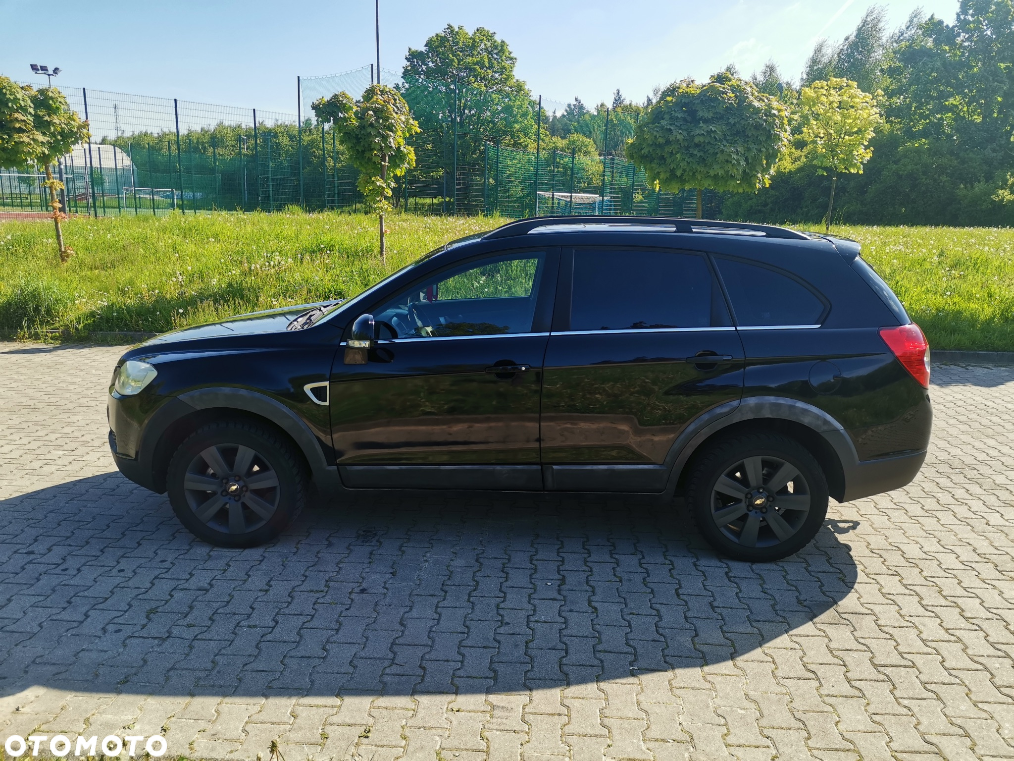 Chevrolet Captiva 2.0 4WD 7 Sitzer Automatik LT - 2