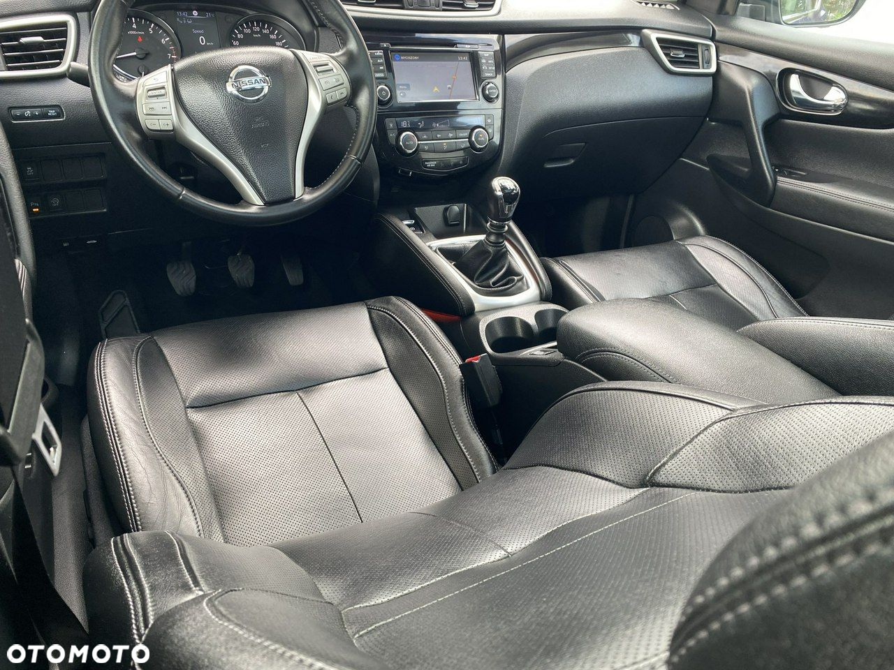 Nissan Qashqai - 25