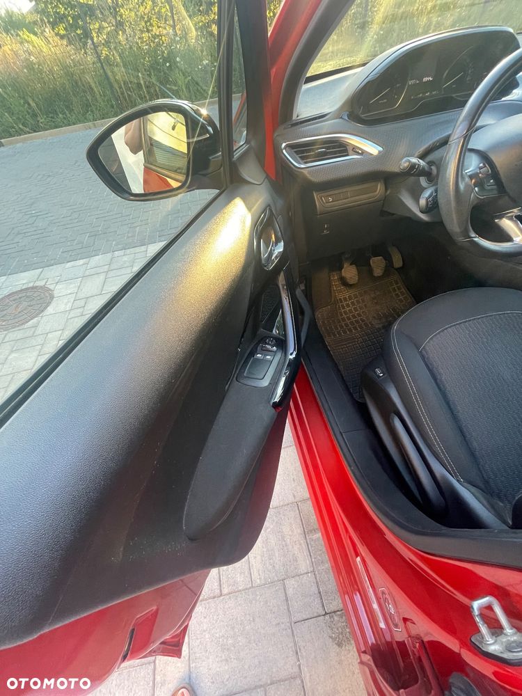 Peugeot 208 1.2 PureTech Active - 14
