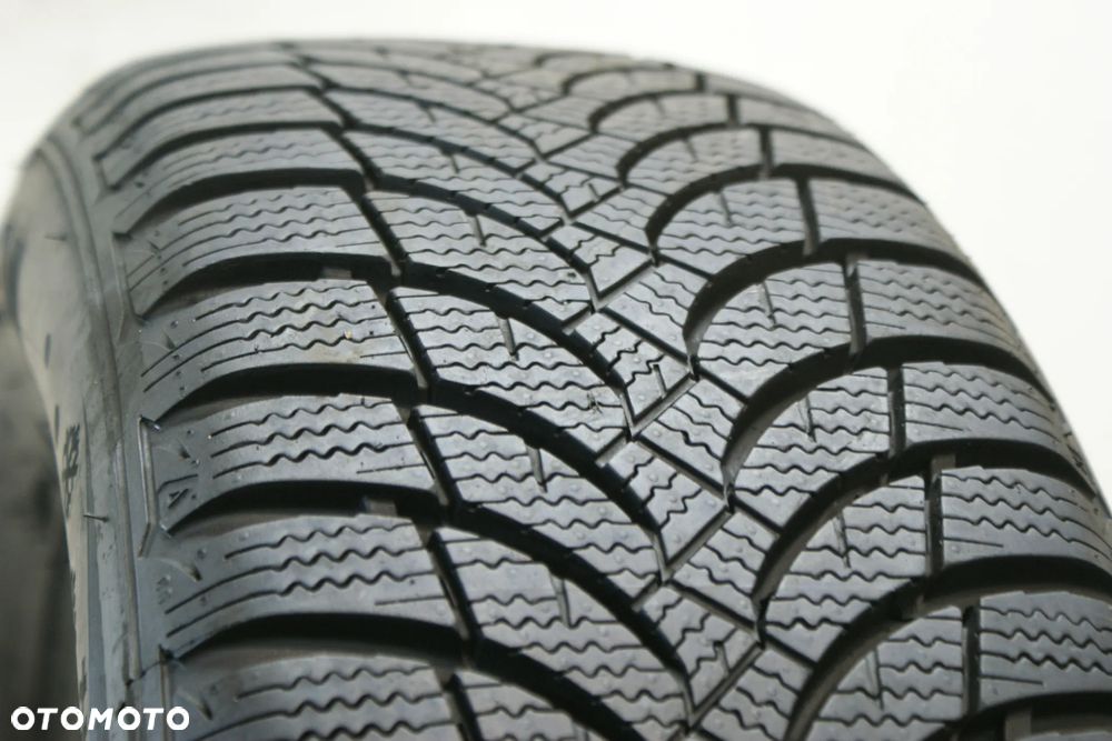 195/65R15 NEXEN WINGUARD SNOW G WH2 , 8,2mm 2022r  (A 8922) - 2