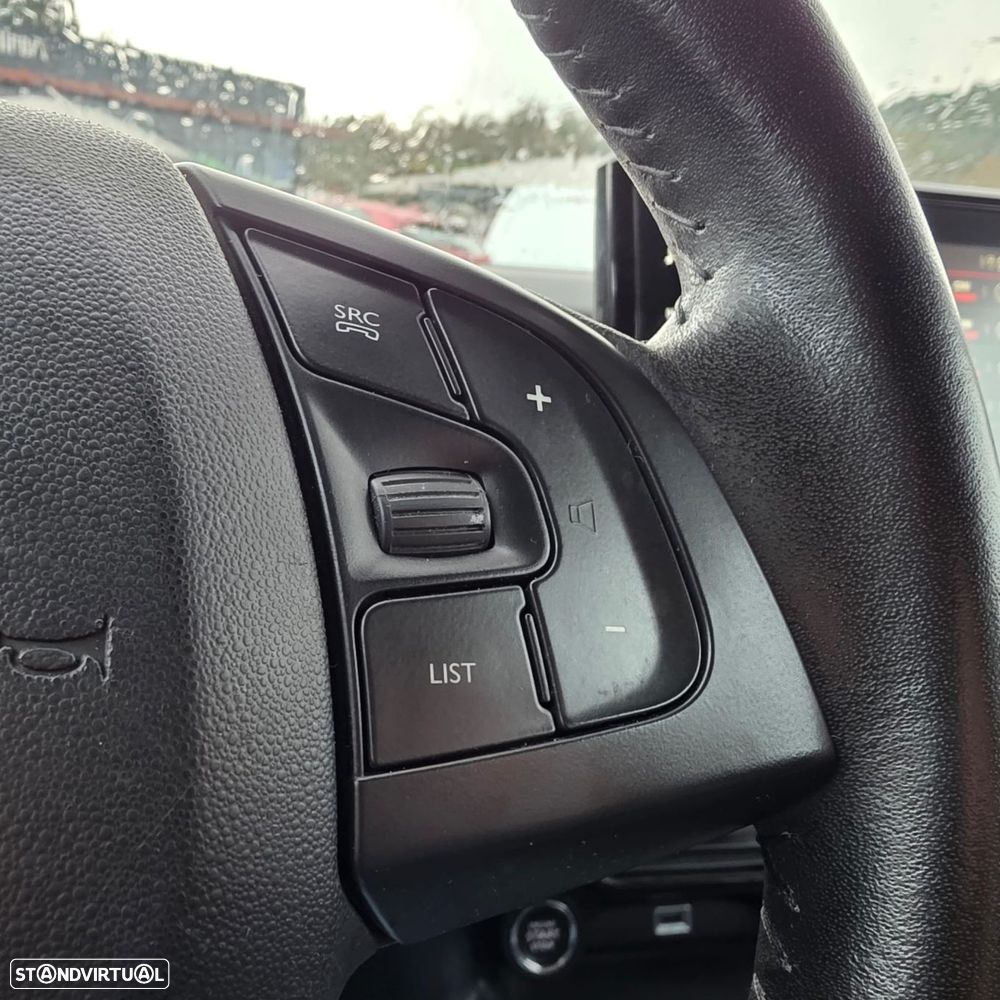 Citroën C4 Cactus 1.2 PureTech Shine - 21