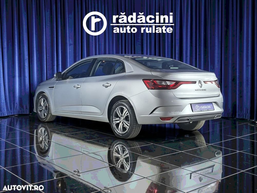 Renault Megane - 8