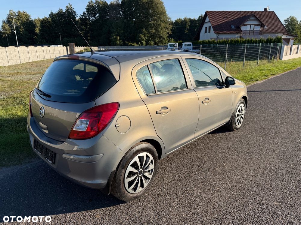 Opel Corsa 1.2 16V Enjoy - 5