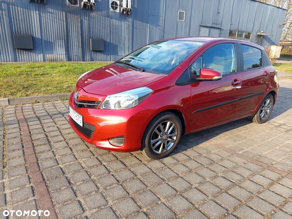 Toyota Yaris 1.33 Premium - 1