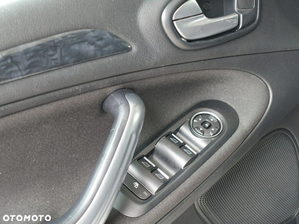 Ford Galaxy 2.0 Platinium X (Ghia) - 15