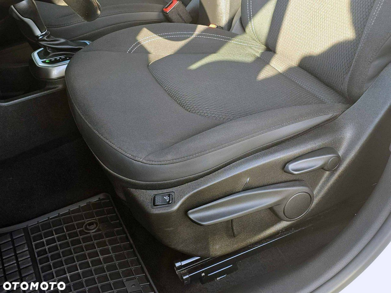 Jeep Renegade - 14