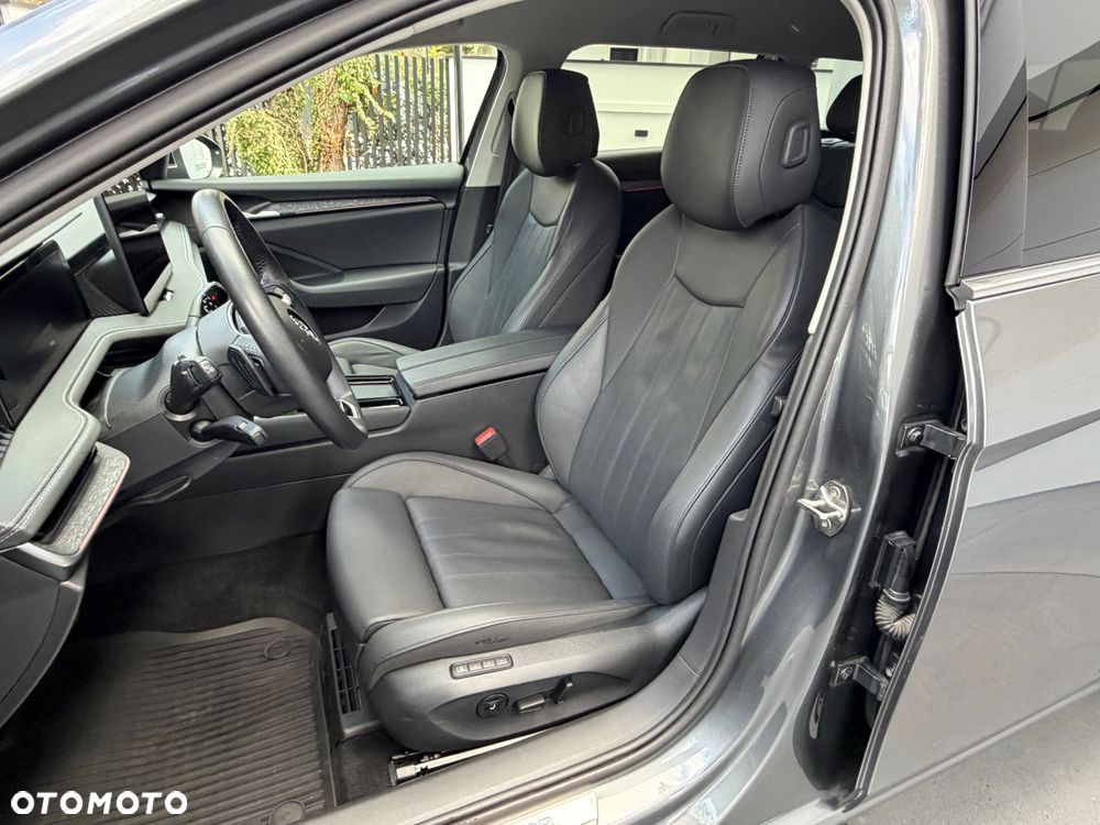 Skoda Superb 1.5 TSI mHEV Selection DSG - 13