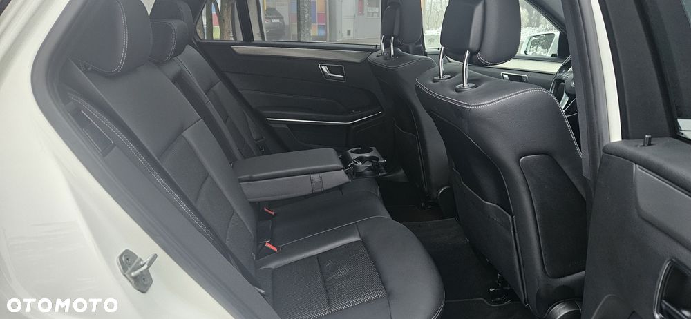 Mercedes-Benz Klasa E - 29