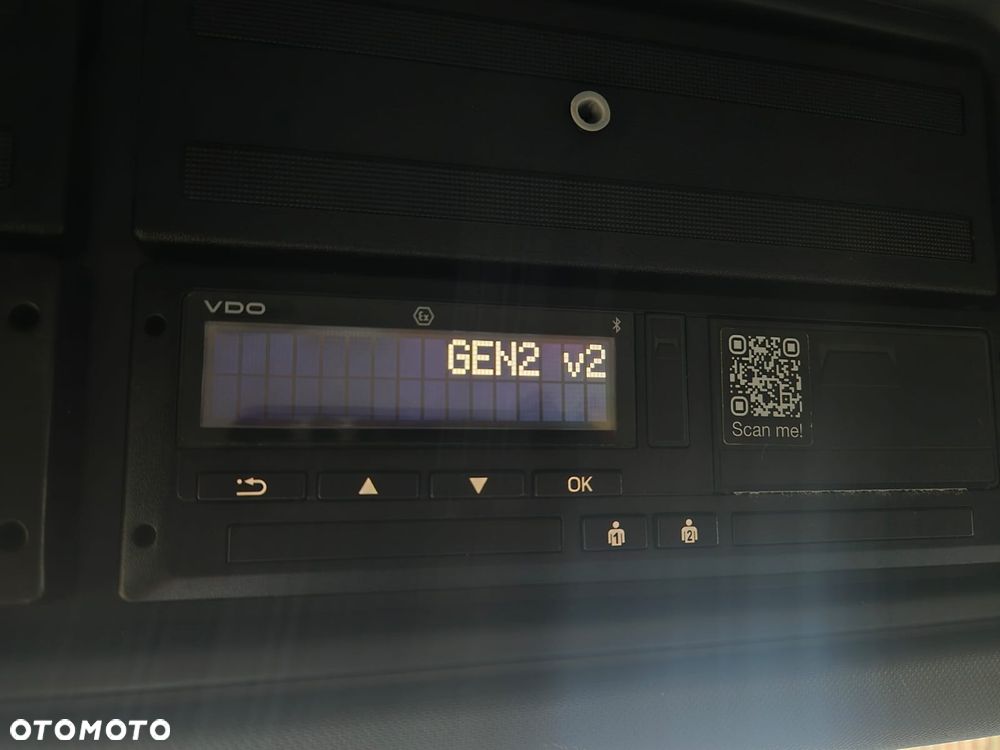Renault T480 - 37