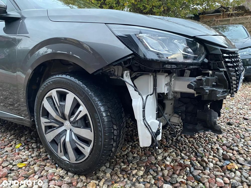 Peugeot 208 PureTech 100 Style - 5