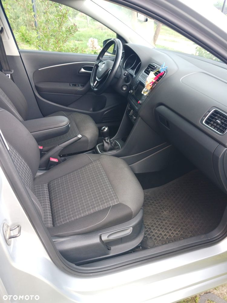 Volkswagen Polo 1.0 Comfortline - 22