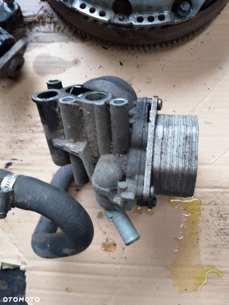 Podstawa filtra oleju Citroen Jumper Boxer 2.2 HDI E5 - 1