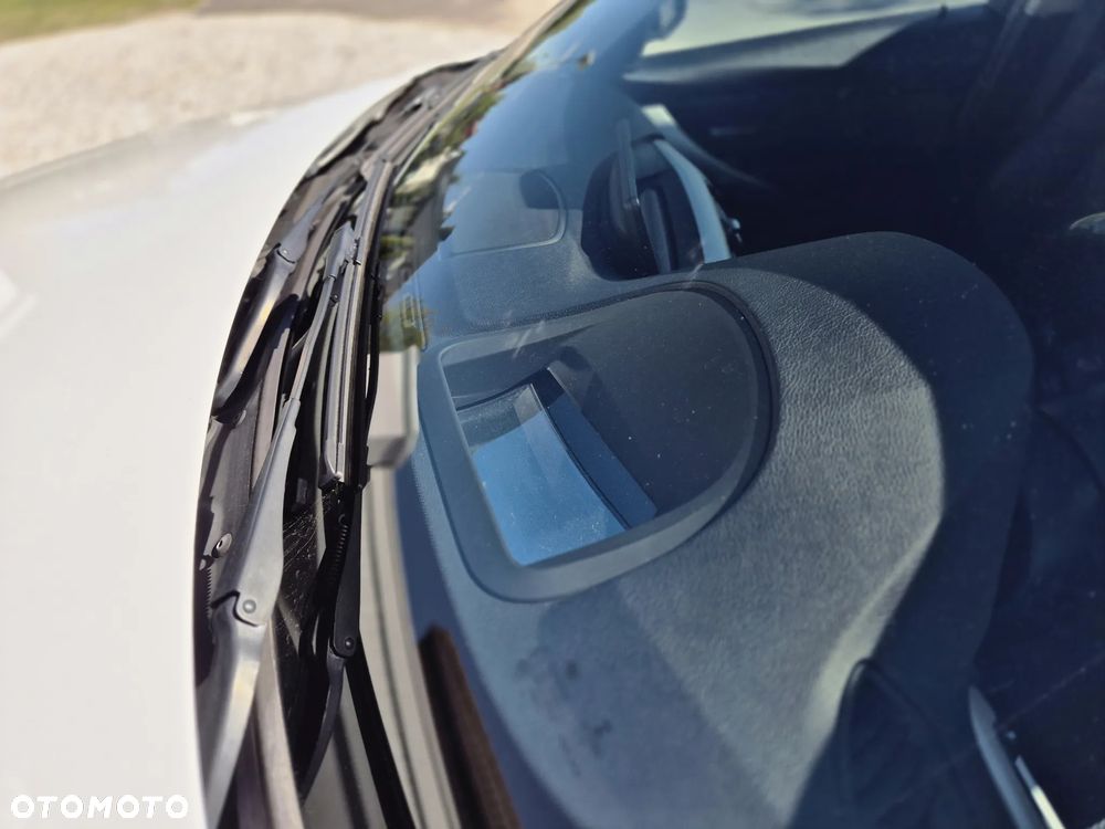 BMW Seria 3 320d Advantage sport - 26