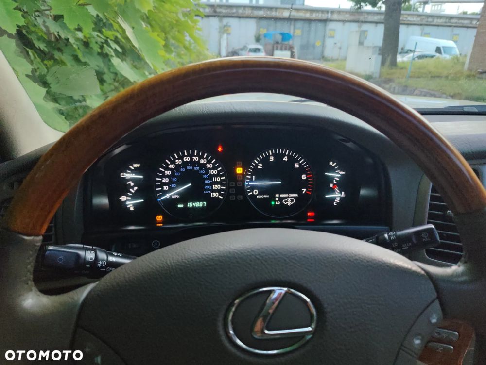 Lexus LX - 24