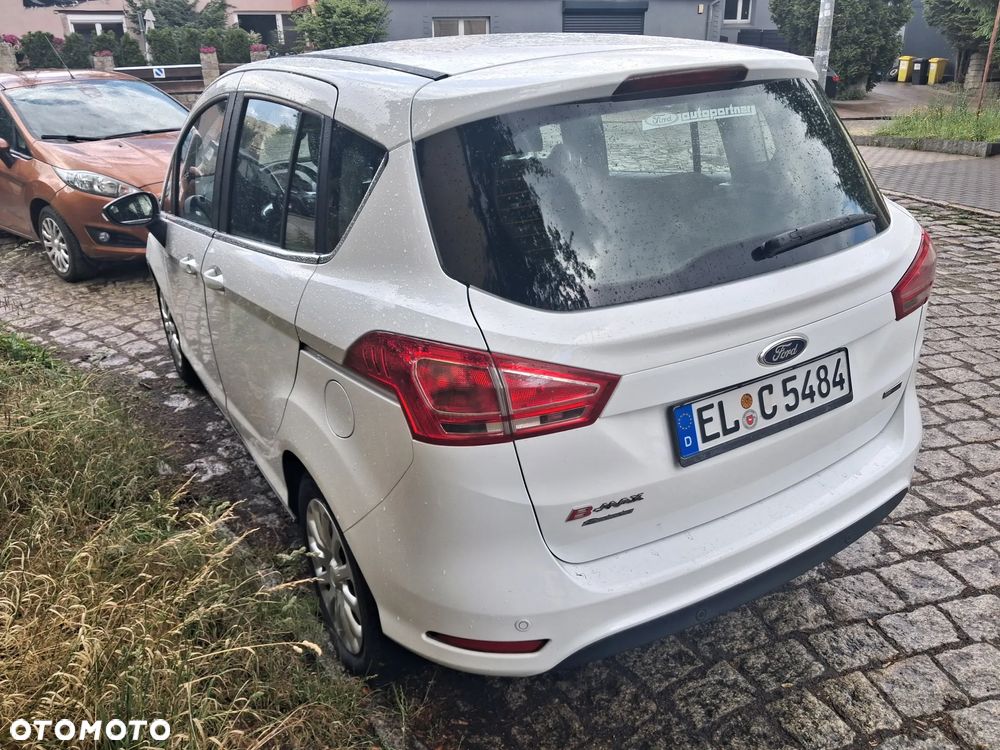 Ford B-MAX 1.0 EcoBoost Titanium - 4