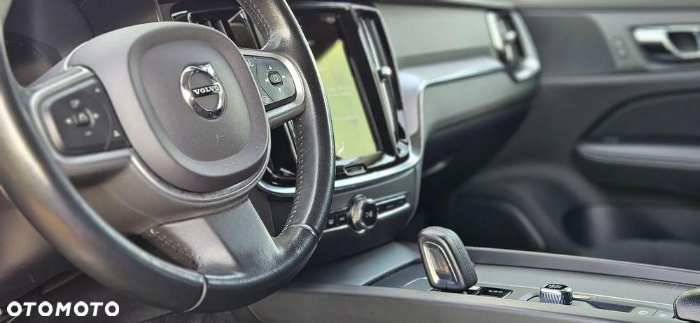 Volvo V60 B4 D Geartronic Momentum - 8