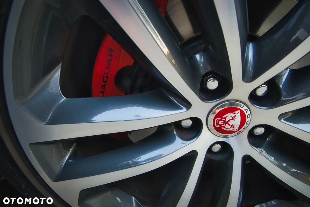 Jaguar XF 2.0 T Prestige - 9