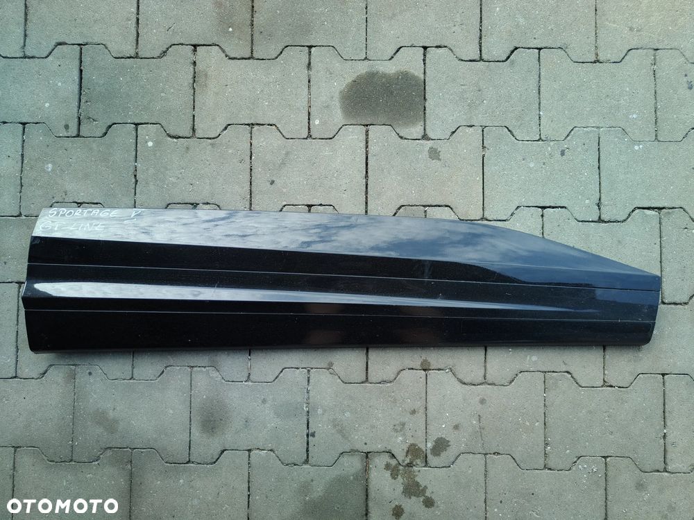 Kia Sportage V GT Line listwa drzwi prawa przod