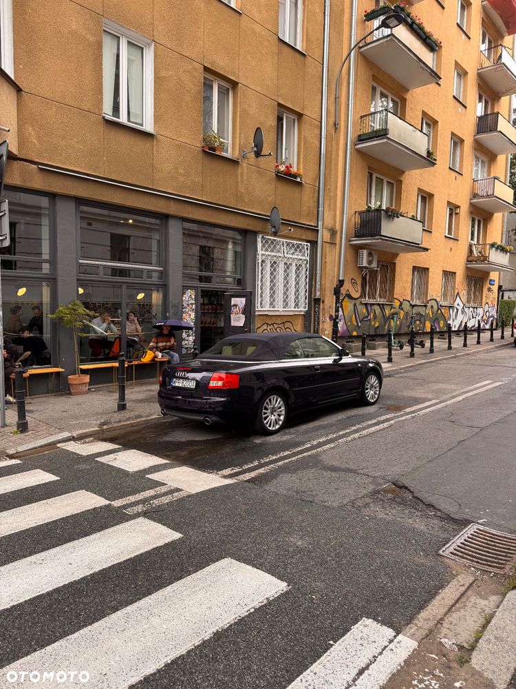 Audi A4 Cabrio 2.4 - 37