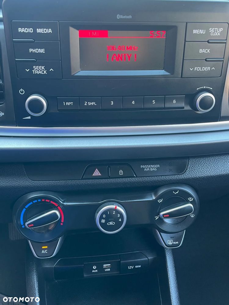 Kia Rio 1.2 L - 14