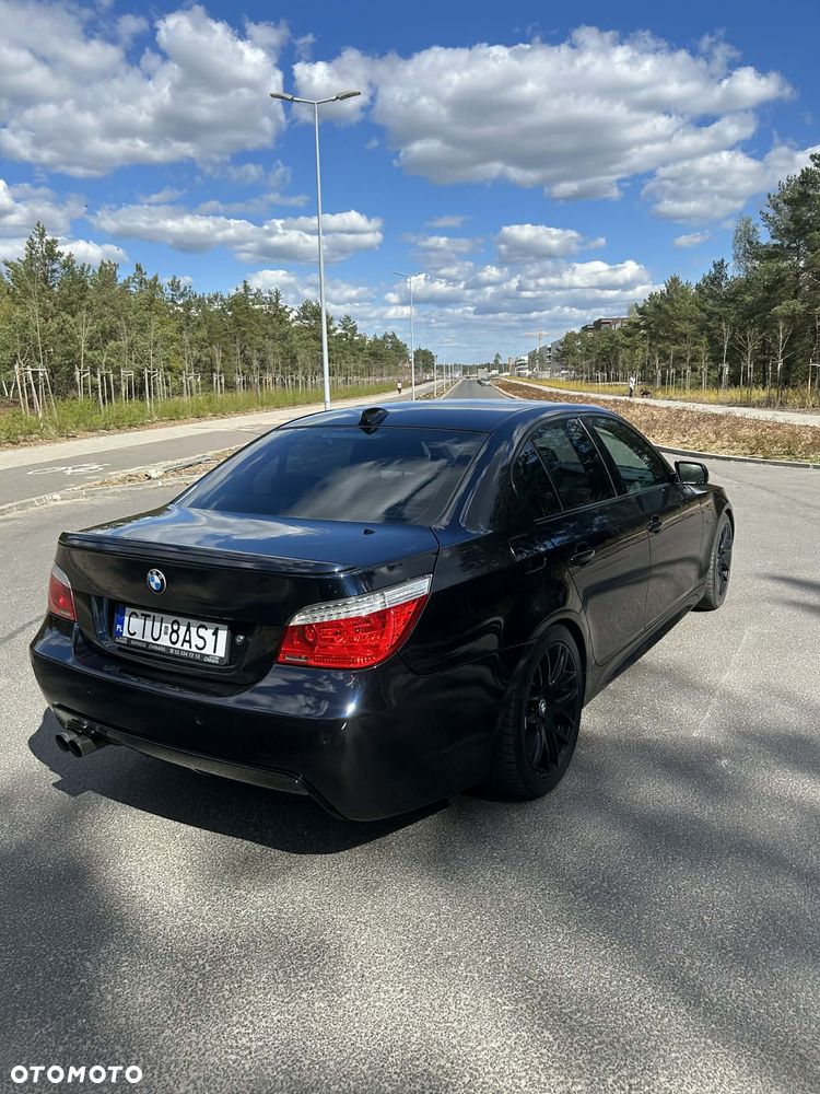 BMW Seria 5 525d - 5