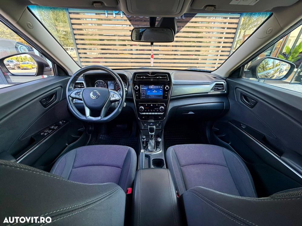SsangYong Tivoli - 12