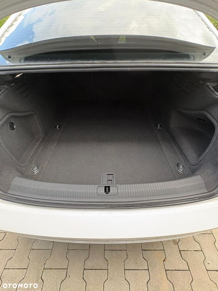 Audi A4 Limousine 3.0 TDI quattro tiptronic - 12