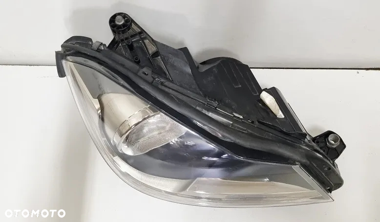 REFLEKTOR PRAWY LEWY MERCEDES C-KLASA 204 LIFT EUROPA - 3