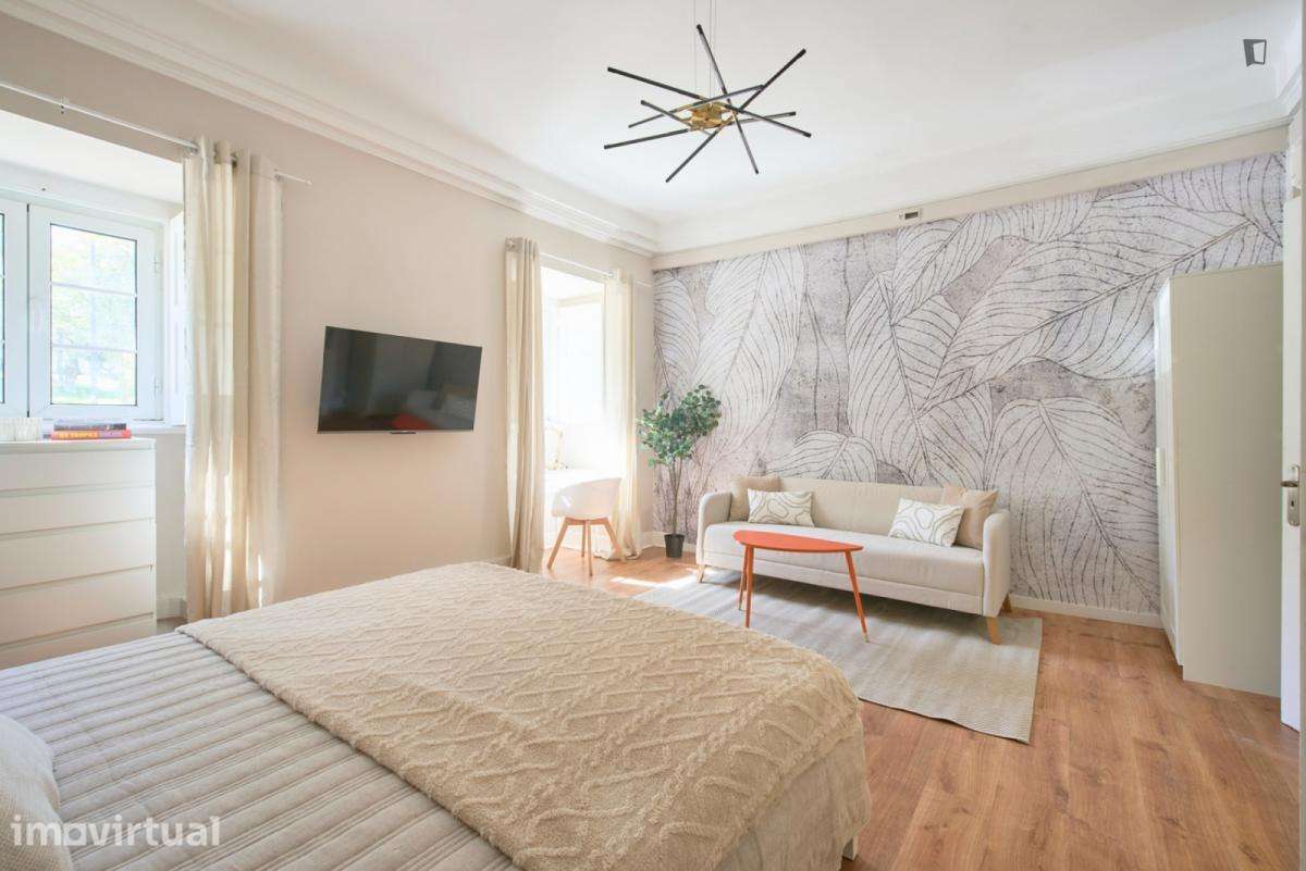 Quarto - localizado em Marquês de Pombal Lisbon - Grande imagem: 3/32
