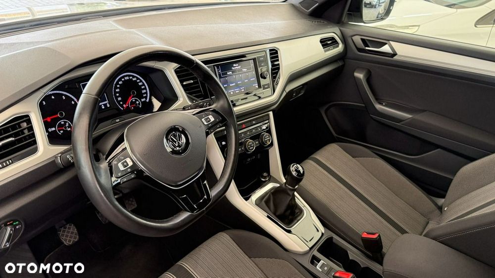 Volkswagen T-Roc - 30