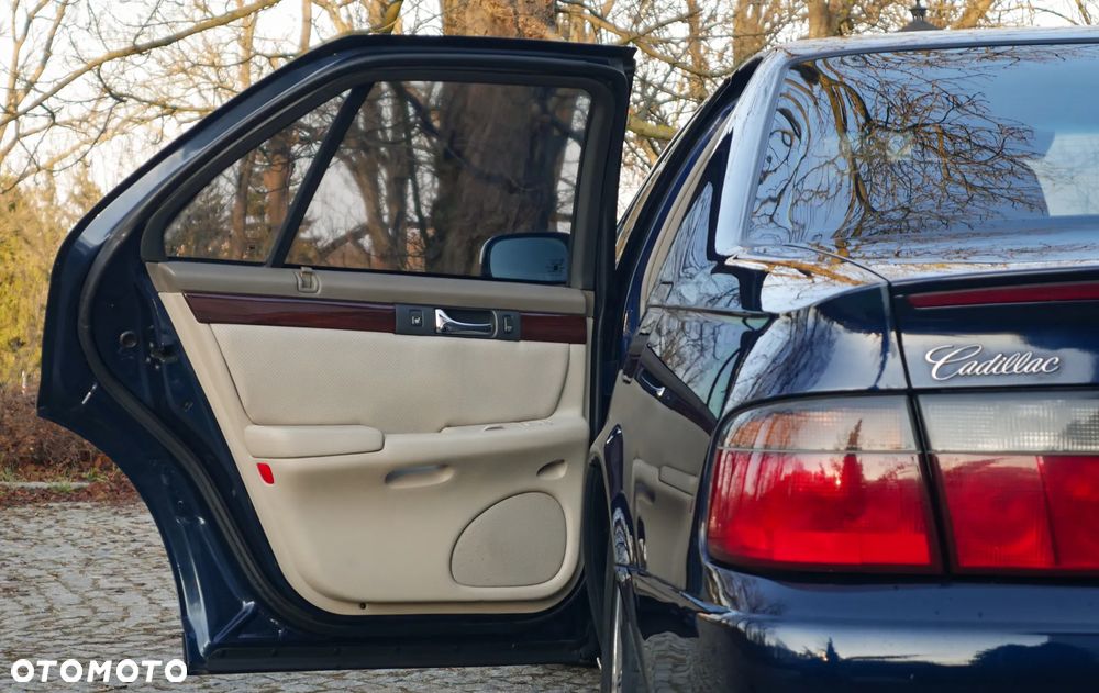Cadillac Seville - 22