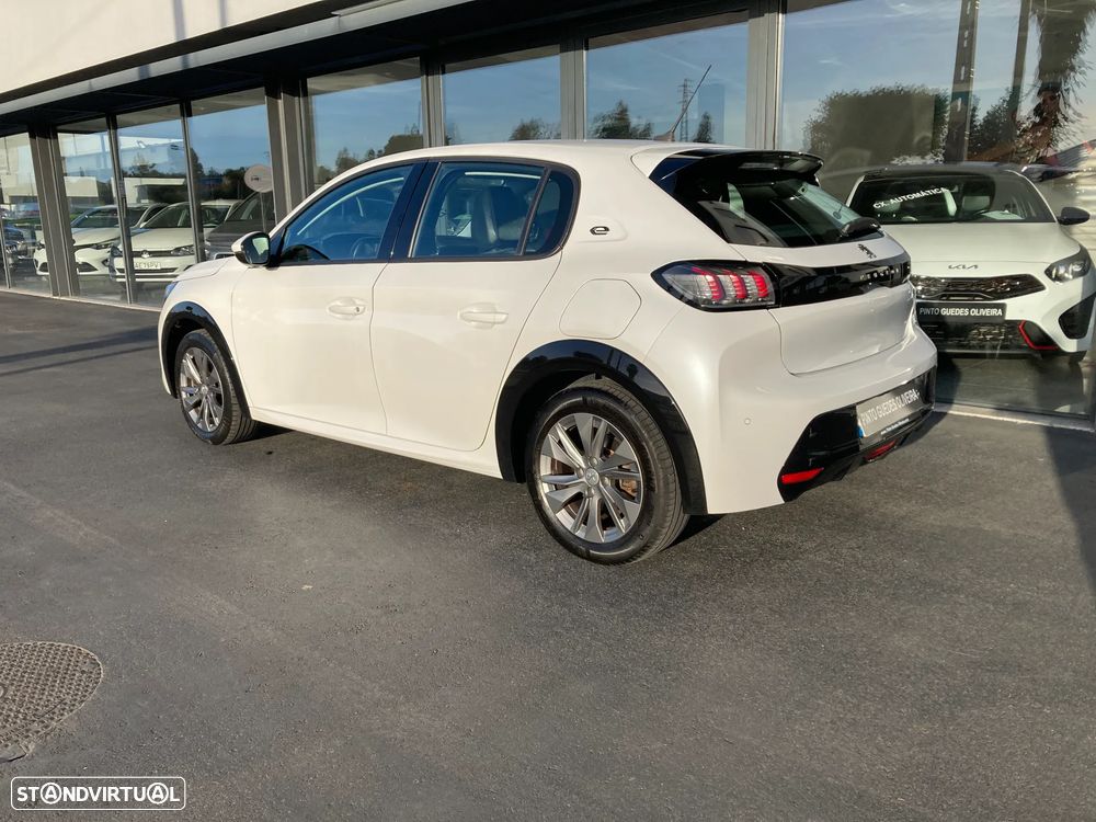 Peugeot e-208 50 kWh Active Pack — photo 5
