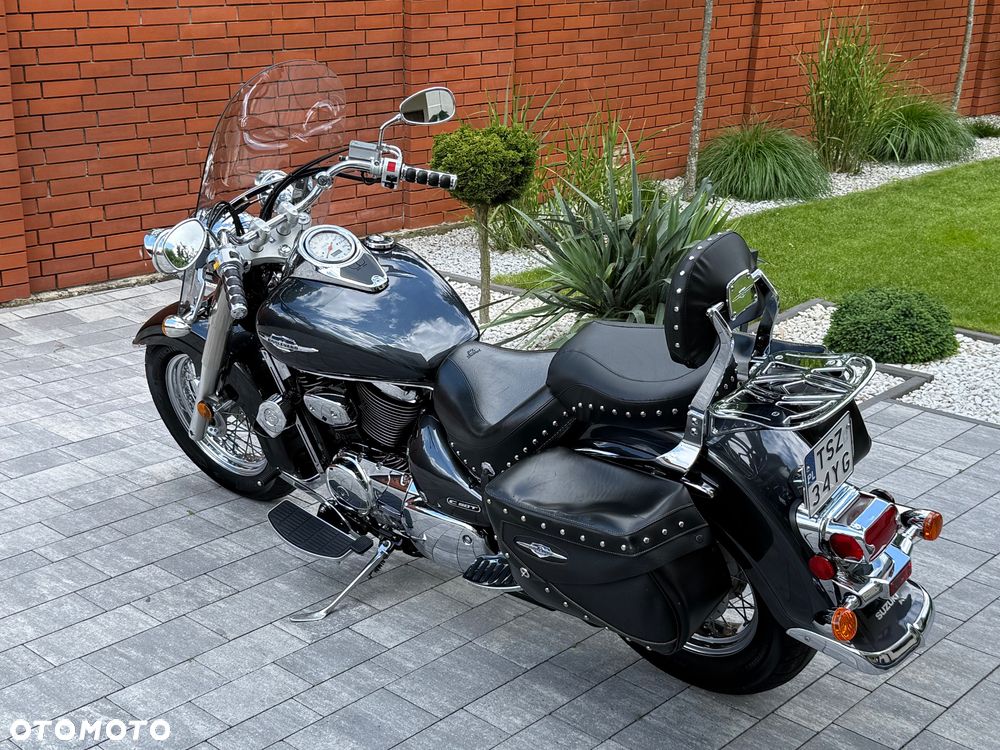 Suzuki VL 800 Volusia - Boulevard C50 - 32