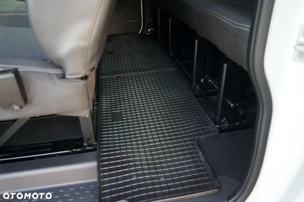 Renault Trafic - 30