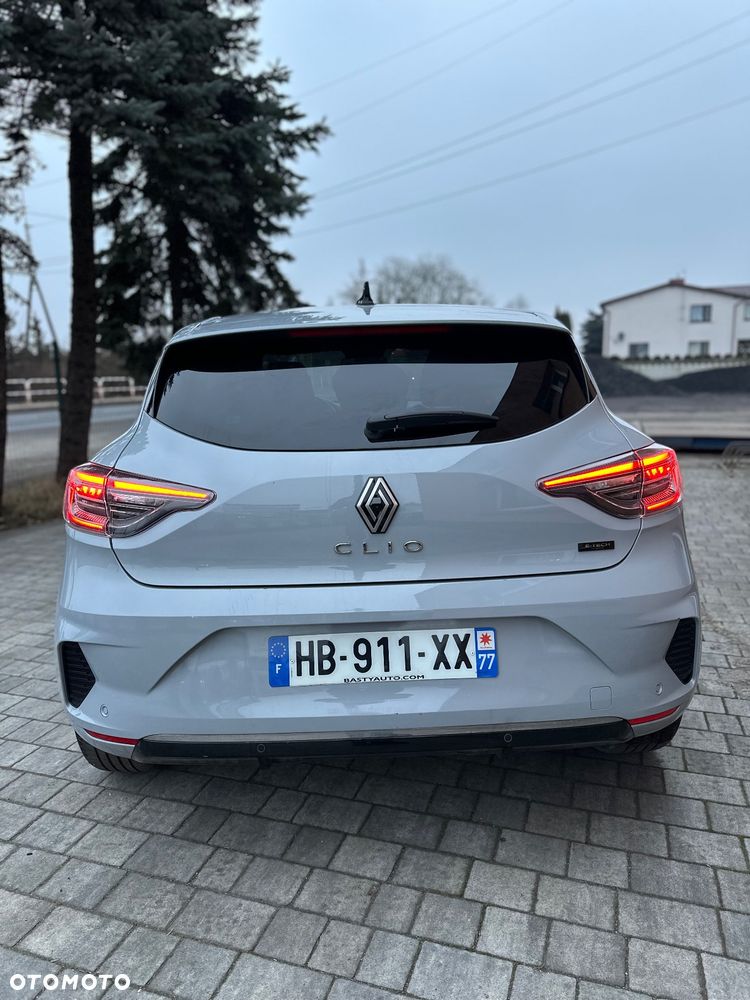 Renault Clio 1.6 E-TECH Full Hybrid 145 Techno - 4