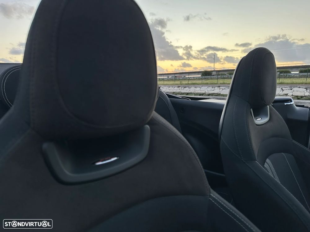 MINI Cabrio Cooper D Auto - 37