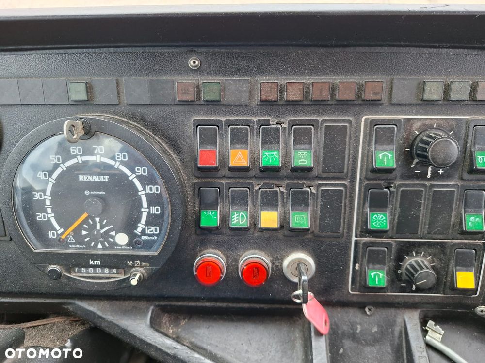 Van Hool 815 - 10