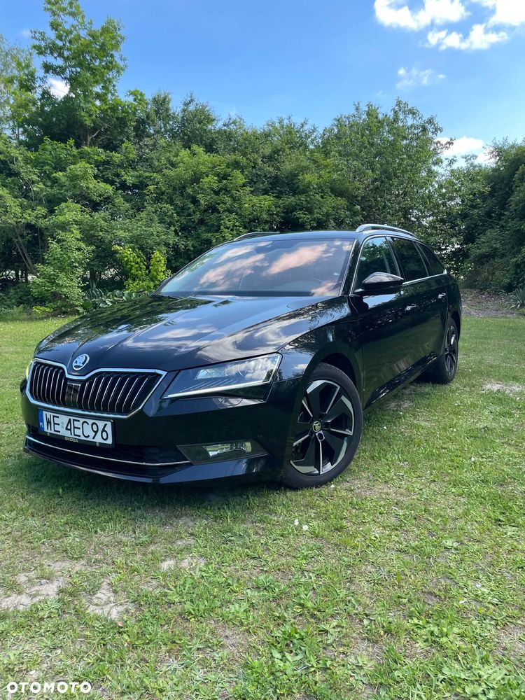 Skoda Superb 2.0 TDI DSG Ambition - 2