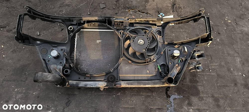 PAS PRZEDNI VOLKSWAGEN PASSAT B5 - 4