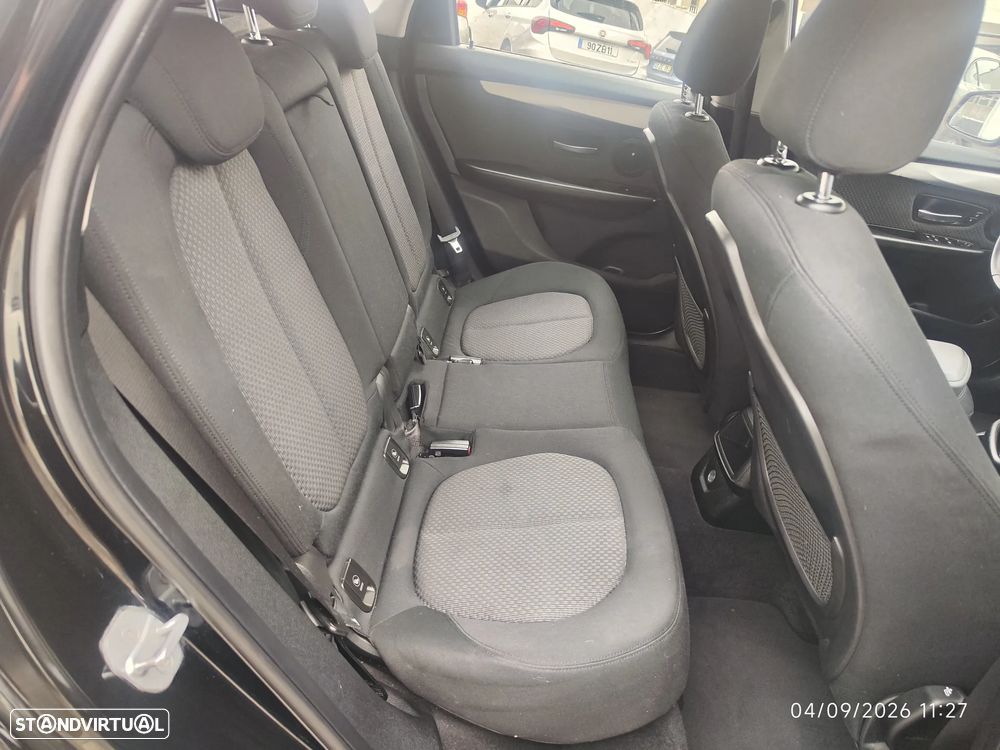 BMW 216 Active Tourer d Advantage - 13
