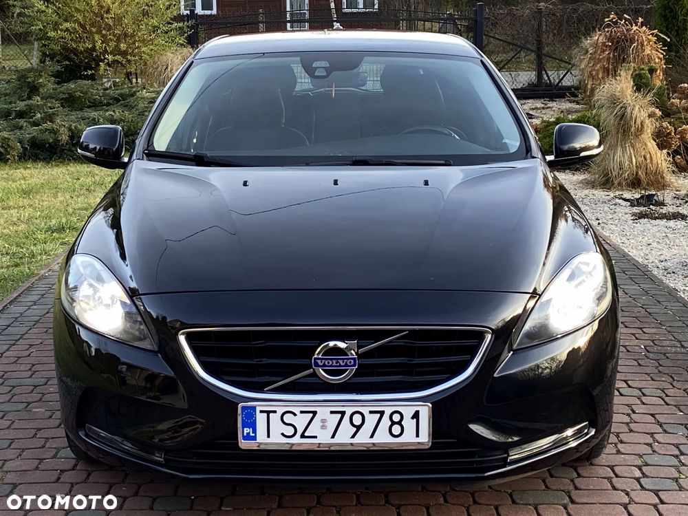 Volvo V40 D3 Momentum - 18