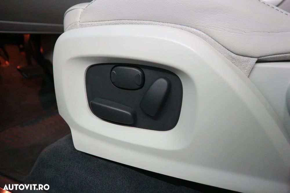 Land Rover Range Rover Evoque 2.0 Si4 Prestige - 4