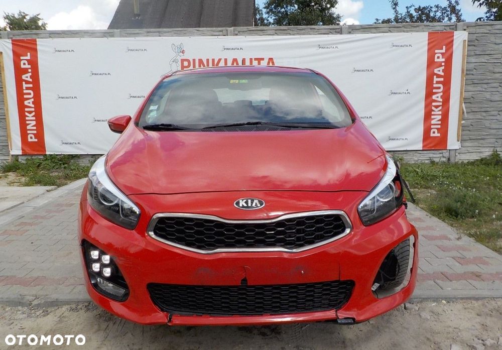 Kia Ceed - 3