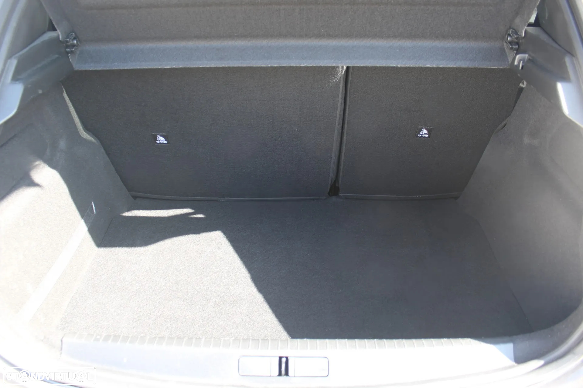 Peugeot 208 PureTech 100 Allure - 5