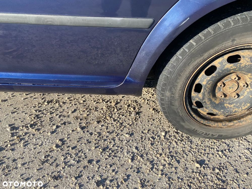 Volkswagen Golf 1.9 TDI Comfortline - 14